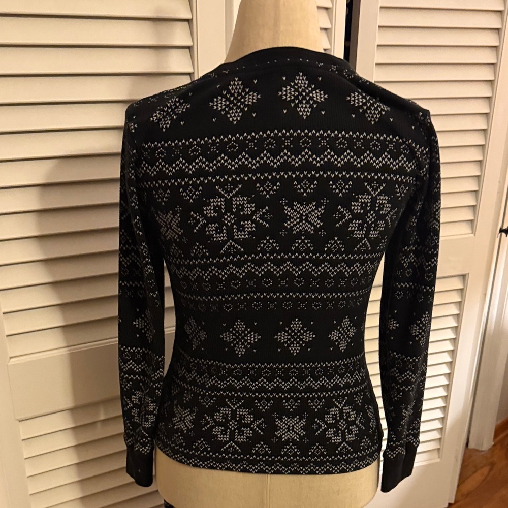 Apres Ski Black Patterned Lounge Set - Picture 4 of 8